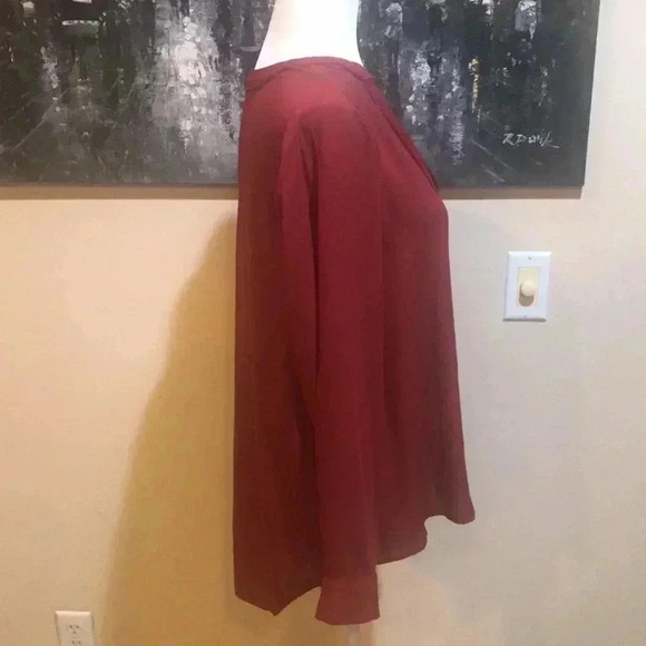 SIMPLY VERA VERA WANG Burgundy V-Neck Long Sleeve Button Cuff Sheer Top Size PL - Picture 6 of 8